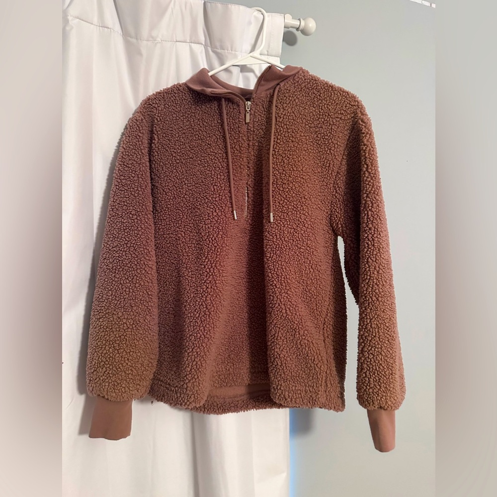 Women’s brown long sleeve C&C California sweater